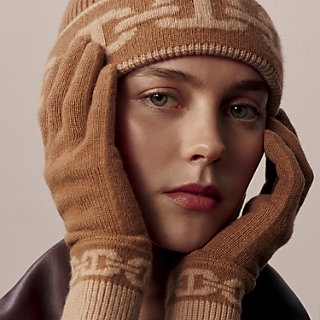 HERMES エルメス GLOVE 紫 手袋 本体 箱付きカシミア M 手袋 《ヘヴン》 | Hermès - エルメス-公式サイト